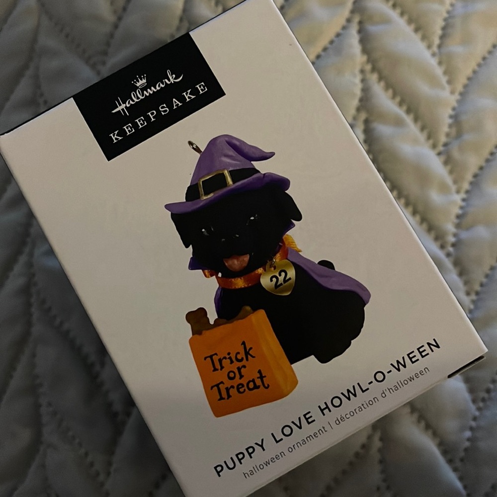 Hallmark Puppy Love Howl-O-Ween